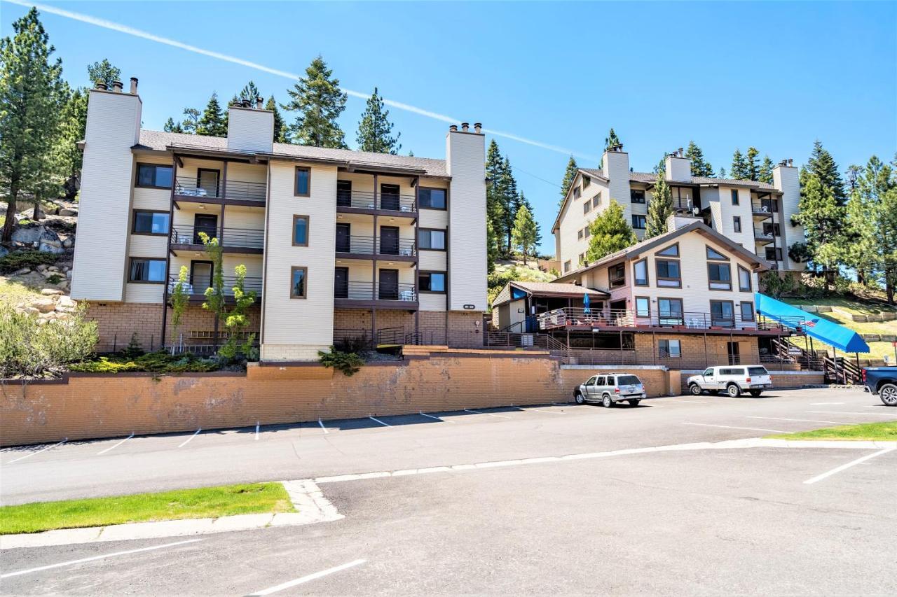 Tahoe Summit Village Aparthotel 3*