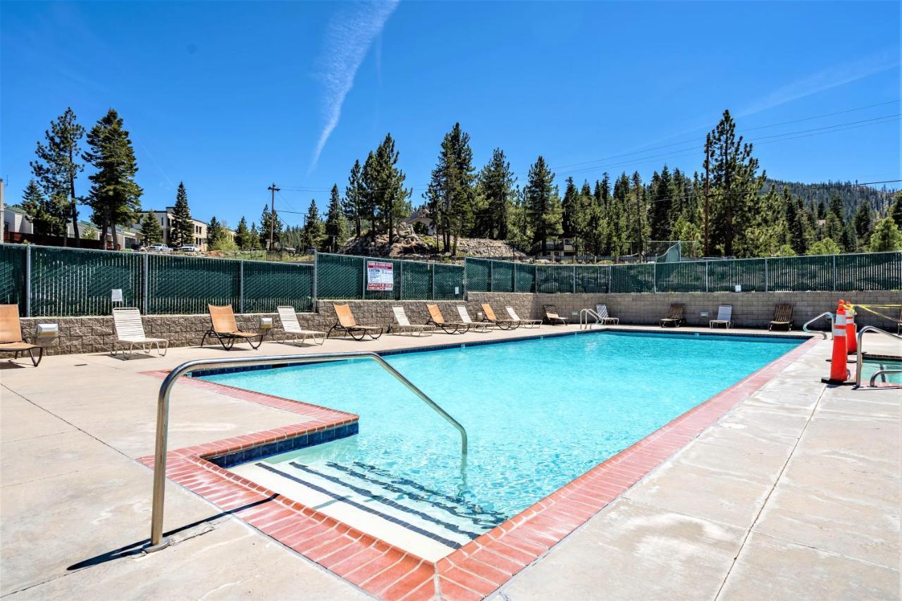 Tahoe Summit Village 3*